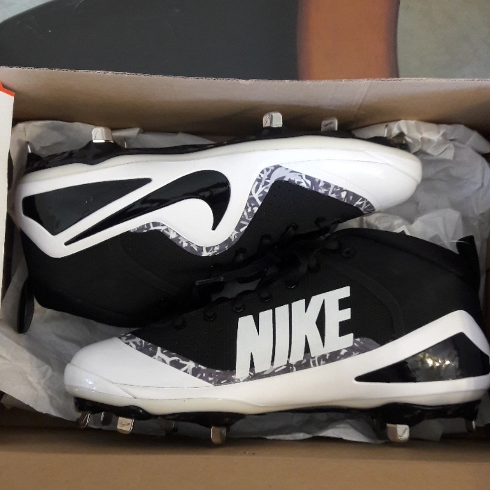 NIKE FORCE ZOOM TROUT 4 - Picture 7 of 8